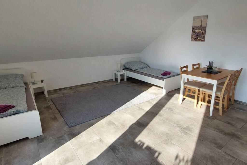 Grosse Tolle 4 Zimmer Ferienwohnung Im Herzen Des Odenwaldes Mörlenbach Dış mekan fotoğraf